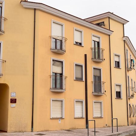 Appartamento In Centro 托尔托利 外观 照片